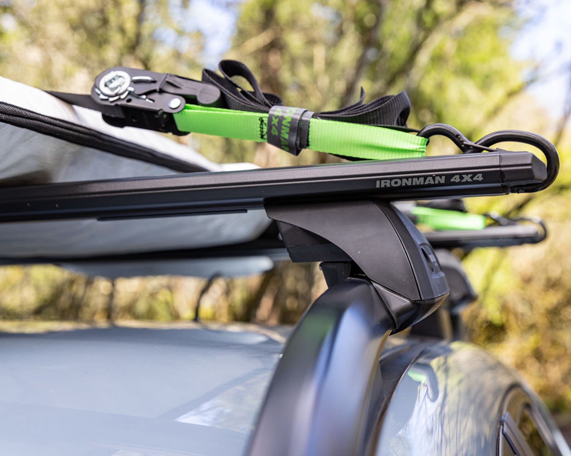 Universal Atlas Roof Rack Cross Bars