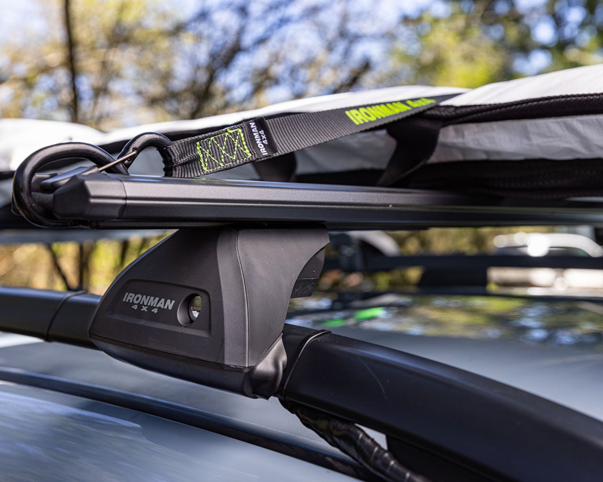 Universal Atlas Roof Rack Cross Bars